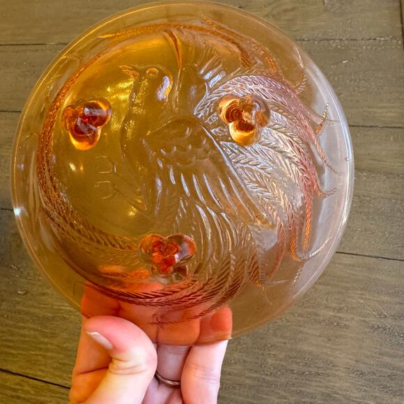 Tiara Indiana Glass Coral Blush Empress Louvre 6" Mint Candy Dish 3 Toed Bird - Picture 6 of 16